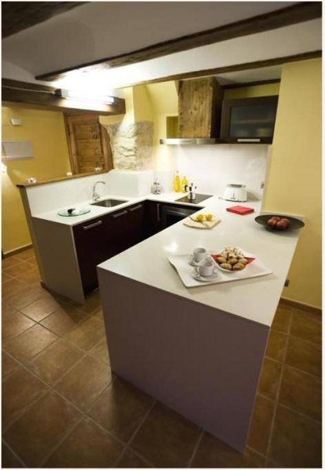 Apartamentos Dona Candida Валдеробрес Стая снимка